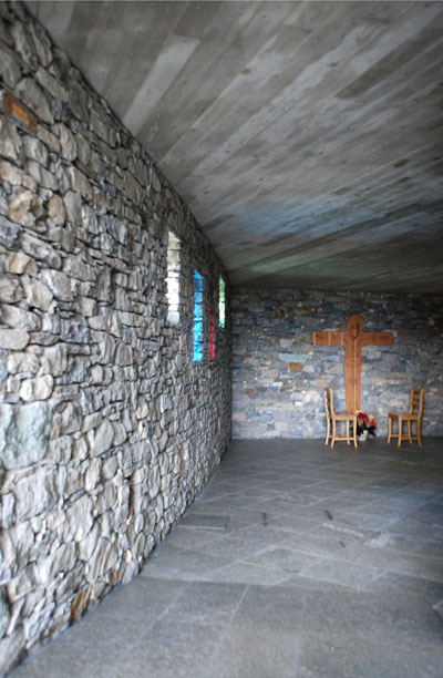 Cappella dell'adorazione eucaristica, attualmente allestita come spazio per le confessioni