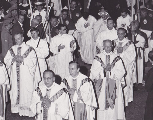 Bologna, processione nell'occasione del Congresso Eucaristico del 1967
